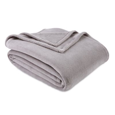 Bee &amp; Willow&trade; Solid Plush King Blanket in Grey