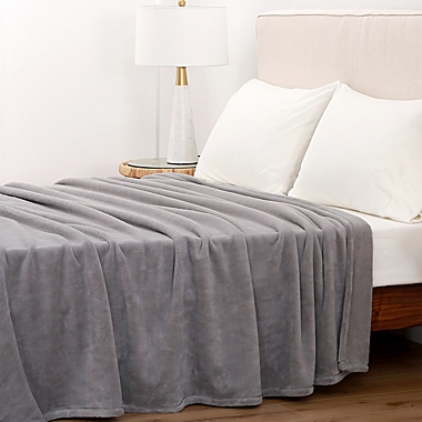 Nestwell&trade; Supreme Softness Plush Twin Blanket in Pebble Grey. View a larger version of this product image.