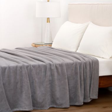 Nestwell&trade; Supreme Softness Plush Full/Queen Blanket in Pebble Grey. View a larger version of this product image.