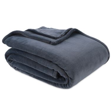 Nestwell&trade; Supreme Softness Plush Twin Blanket in Midnight Navy. View a larger version of this product image.