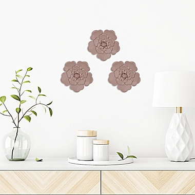 Stratton Home Décor Metal Flowers 8 Inch X Wall Art In Pink Set Of 3 Bed Bath And Beyond Canada - Stratton Home Decor Flower Metal And Wooden Box