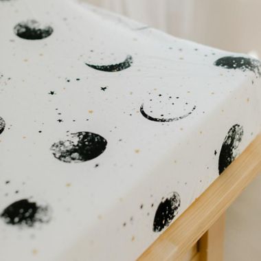 goumi Many Moons Changing Pad Cover in Black/Yellow. View a larger version of this product image.