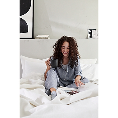 Nestwell&trade; Cotton Sateen 400-Thread-Count Standard Pillowcases in Bright White (Set of 2). View a larger version of this product image.