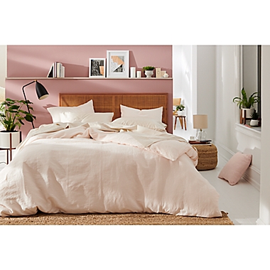 Nestwell&trade; Pima Cotton Sateen 500-Thread-Count Twin XL Sheet Set in Bright White. View a larger version of this product image.