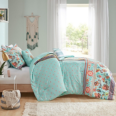 Intelligent Design Ophelia Boho Printed 5-Piece Full/Queen Comforter Set in Aqua. View a larger version of this product image.