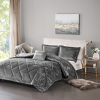 Intelligent Design Felicia 4-Piece King/California King Comforter Set in Grey. View a larger version of this product image.