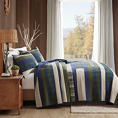 Woolrich Spruce Hill Oversized 3-Piece Full/Queen Quilt Set in Green. View a larger version of this product image.