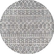 JONATHAN Y Moroccan Hype Boho Diamond 5&#39; Round Area Rug in Grey/Ivory