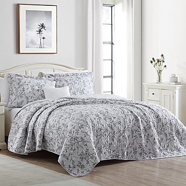 Branch Toile 2-Piece Twin Reversible Quilt Set in Grey. View a larger version of this product image.