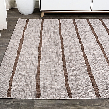 JONATHAN Y Santa Monica 3&#39;1" x 5&#39; Stripe Indoor/Outdoor Area Rug In Beige/Brown. View a larger version of this product image.