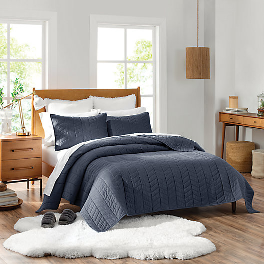 Alternate image 1 for UGG® Dawn 2-Piece Twin Quilt Set in Ocean