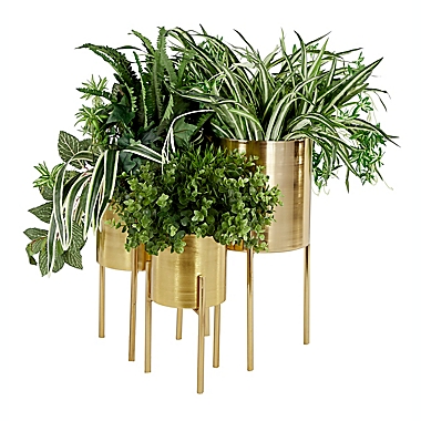 Ridge Road Decor Contemporary Metal Planters (Set of 3). View a larger version of this product image.