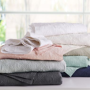 Levtex Home Washed Linen King Quilt in Charcoal. View a larger version of this product image.