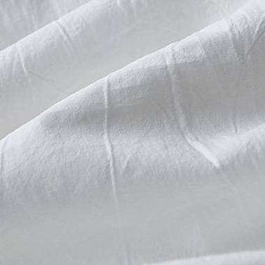 Swift Home Prewashed Yarn-Dyed Cotton 3-Piece Full/Queen Duvet Cover Set in Ivory. View a larger version of this product image.