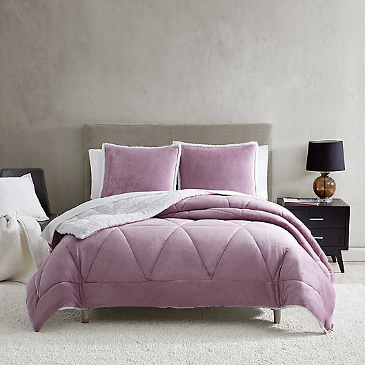 Alternate image 1 for UGG® Avery 2-Piece Reversible Twin/Twin XL Comforter Set in Verbena