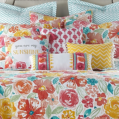 Levtex Home Leora Floral 3-Piece Reversible Full/Queen Quilt Set. View a larger version of this product image.