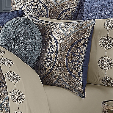 J. Queen New York&trade; Botticelli Queen 4-Piece Comforter Set in Navy. View a larger version of this product image.
