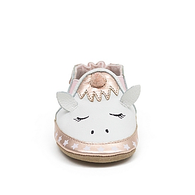 Robeez&reg; Size 6-12M Evie Casual Shoe in White/Pink. View a larger version of this product image.