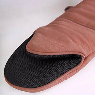 Our Table&trade; Neoprene Oven Mitt in Rust. View a larger version of this product image.