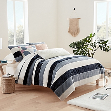 UGG&reg; Grayson Striped 3-Piece Duvet Cover Set. View a larger version of this product image.