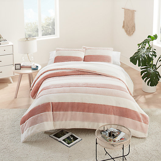 Alternate image 1 for UGG® Grayson Striped 2-Piece Twin/Twin XL Duvet Cover Set in Quartz