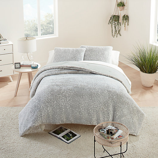 Alternate image 1 for UGG® Elsie Faux Fur 3-Piece Comforter Set