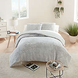 UGG® Elsie Faux Fur 2-Piece Twin/Twin XL Comforter Set in Glacier Grey