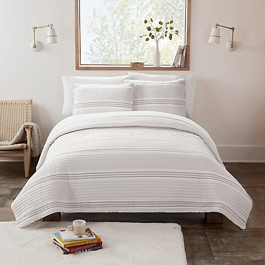 Alternate image 1 for UGG® Devon 2-Piece Twin/Twin XL Quilt Set in Fawn
