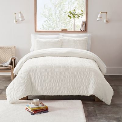 UGG&reg; Devon Textured 3-Piece Reversible Full/Queen Comforter Set in Snow Stripe