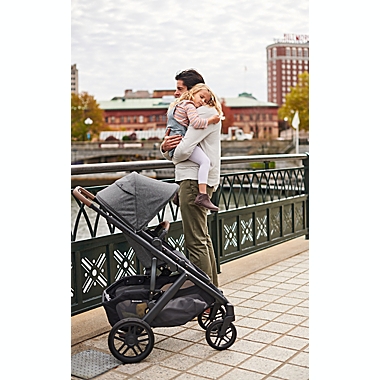 UPPAbaby&reg; VISTA V2 Stroller in Greyson. View a larger version of this product image.
