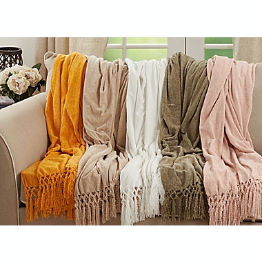 Saro Lifestyle Knotted Chenille Throw Blanket in Mustard. View a larger version of this product image.
