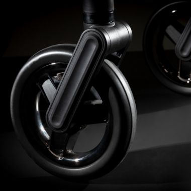 Silver Cross Comet Stroller in Eclipse. View a larger version of this product image.