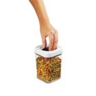Alternate image 4 for Zyliss&reg; Twist &amp; Seal 33 oz. Food Container in White/Red/Grey