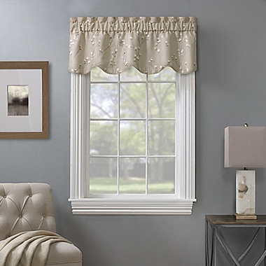 Parker Lined Window Valance in Linen. View a larger version of this product image.