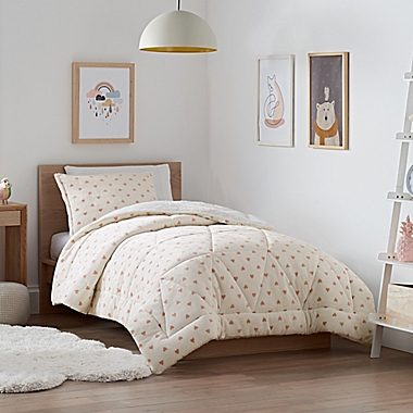 UGG&reg; Avery Heart 3-Piece King Reversible Comforter Set in White/Pink. View a larger version of this product image.