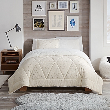 UGG&reg; Avery Stars 3-Piece Full/Queen Comforter Set in Moonlight. View a larger version of this product image.
