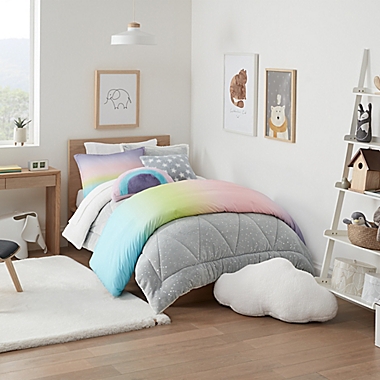 UGG&reg; Devon Ombre 3-Piece Reversible King Comforter Set in Rainbow. View a larger version of this product image.