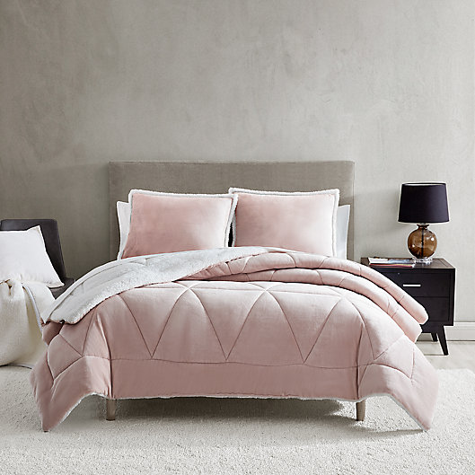 Alternate image 1 for UGG® Avery 2-Piece Reversible Twin/Twin XL Comforter Set in Blush Sunset Pink