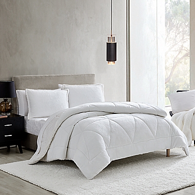 UGG&reg; Avery 2-Piece Reversible Twin/Twin XL Comforter Set. View a larger version of this product image.