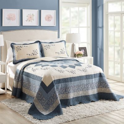 Charlotte Queen Bedspread in Blue