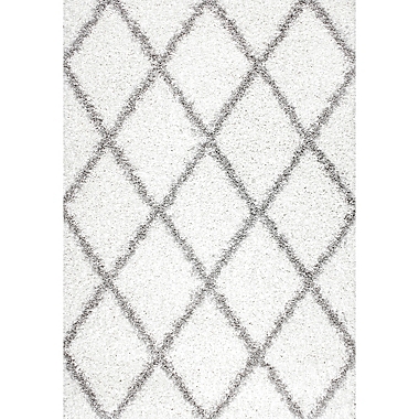 nuLOOM Shanna Shaggy 5-Foot 3-Inch x 7-Foot 6-Inch Area Rug in White. View a larger version of this product image.