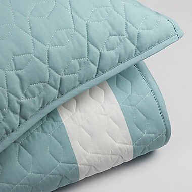 Freshee 2-Piece Reversible Twin Quilt Set in Aqua. View a larger version of this product image.