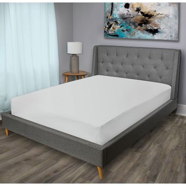 Simply Essential&trade; Bed Bug Barricade Twin XL Mattress Protector. View a larger version of this product image.