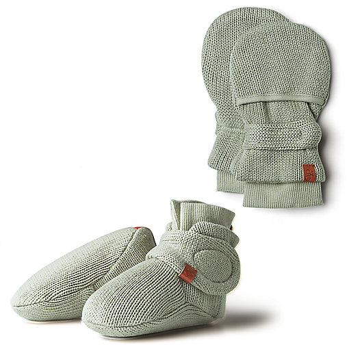 Alternate image 1 for goumi Size 0-3 M Organic Cotton Knit Mitts & Booties Set in Green