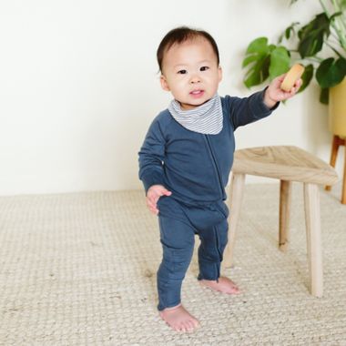 goumi 2-Pack Reversible Bandana Bibs in Stripe Gray/Midnight. View a larger version of this product image.