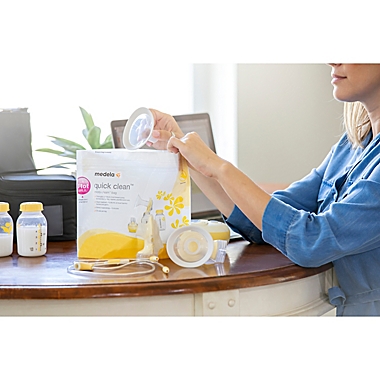 Medela&reg; Quick Clean&trade; 5-Pack Micro-Steam&trade; Bags. View a larger version of this product image.