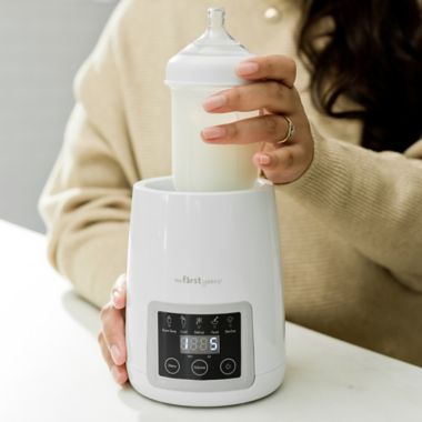 The First Years&trade; Gentle Warmth Digital Bottle Warmer. View a larger version of this product image.
