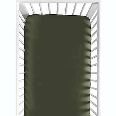 Sweet Jojo Designs Woodland Camo Solid Fitted Crib Sheet in Hunter Green. View a larger version of this product image.