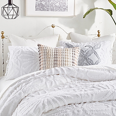 Peri Home Chenille Medallion 3-Piece King Comforter Set in White. View a larger version of this product image.