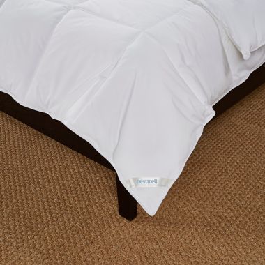 Nestwell&trade; Medium Warmth Down Alternative Full/Queen Comforter. View a larger version of this product image.